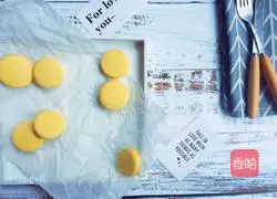 Desktop Macaron Sponge Ball Cake Recipe Illustration 14