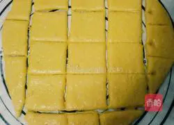 Old-fashioned yeast biscuits Practice illustration 4