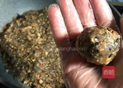 Illustration of how to make Wuren mooncake fillings 8