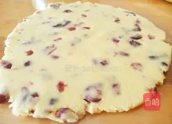 Baby Cranberry Cookies Recipe Illustration 9