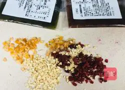 Chocolate Mooncakes Illustration of how to do it 4