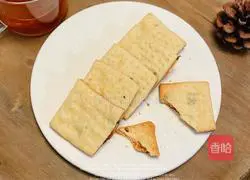 Illustration of how to make soda crackers 14