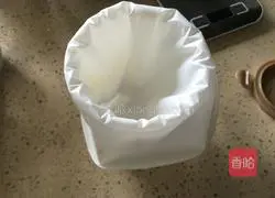 Chocolate Cookie Recipe Illustration 9