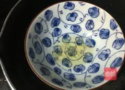 Illustration of how to make matcha chocolate mousse 5