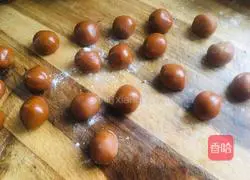 Cantonese style mung bean paste mooncake recipe 4