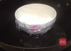 Illustration of how to make matcha snowskin mooncakes 4