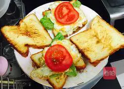 Illustration of how to turn toast into hamburger 2