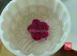 Illustration of how to make jelly mooncakes 6