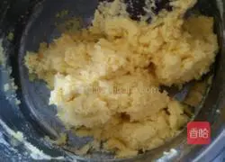 Illustration of how to make egg yolk cookies 6