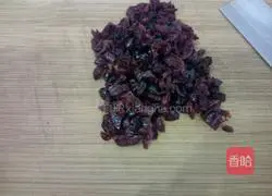 Illustration of how to make cranberry cookies 2
