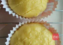 Illustration of how to make pineapple buns 4