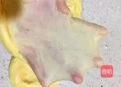 Illustration of how to make caterpillar bread 5