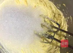 Man Illustration of how to make cranberry biscuits 6