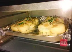 Illustration of how to make green onion sesame ham bread 10