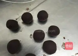 Illustration of how to make chocolate truffles 5