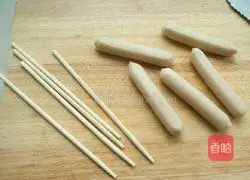 Illustration of how to make hot dog buns 8