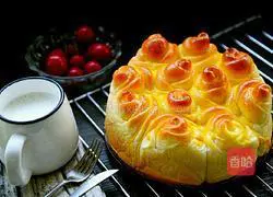 Illustration of how to make rose bread for romantic feelings 11