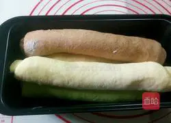 Illustration of how to make four-color toast 7