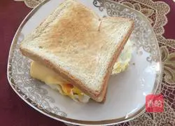 Toast Cheese Egg Burger Recipe Illustration 8