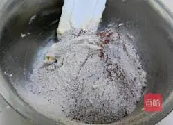 Chocolate Cocoa Bear Cookies Recipe Illustration 7