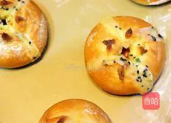 Cheese Lava Bread Recipe Illustration 18