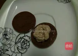 Chocolate Macaron Recipe Illustration 11