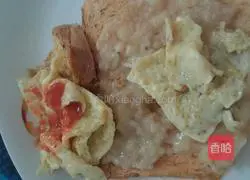 Illustration of how to make egg-fried banana toast 4