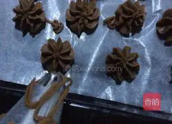 Chocolate Cookie Recipe Illustration 10