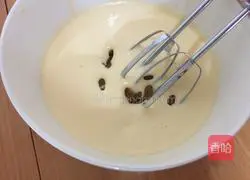 Illustration of how to make raisin cupcakes 7