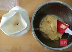 Illustration of how to make egg biscuits 7