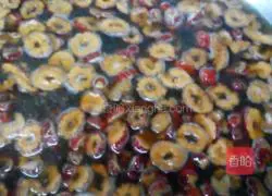 Paper Cup Red Date Cake Recipe Illustration 2