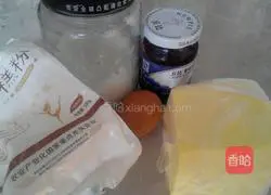 Illustration of how to make blueberry sauce biscuits 1