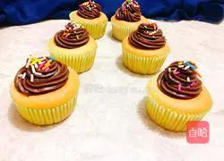 Custard Illustration of how to make sauce cake 1