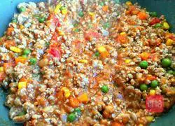 Illustration of how to make shepherd's pie 7