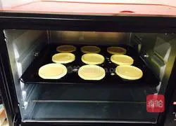 Illustration of how to make fragrant egg tarts 8