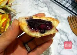 Illustration of how to make vegetarian blueberry tart 26