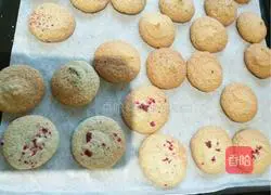 Illustration of how to make macarons 6