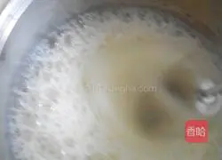 Illustration of how to make eight-inch chiffon cake 5