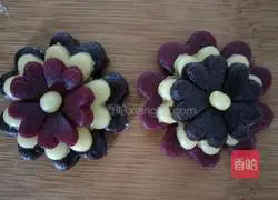 Illustration of how to make flower butter biscuits 8