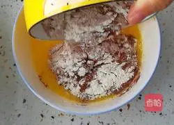 Chiffon Cake Recipe Illustration 2