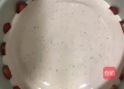 Strawberry Mousse Cake Recipe Illustration 11