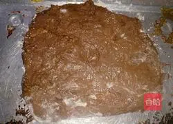 Illustration of how to make Haakon pie (traditional iron plate version of Haakon cake) 3