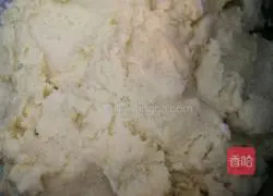 Illustration of how to make snowflake cookies 2