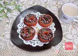 Illustration of how to make colorful pumpkin donuts 13