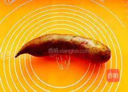 Illustration of how to make purple sweet potato rolls 1