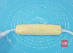 Illustration of how to make sweet lemon cookies 14