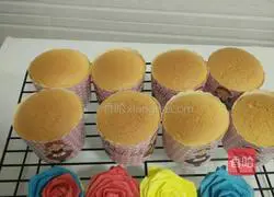 Illustration of how to make chiffon cup cake 20