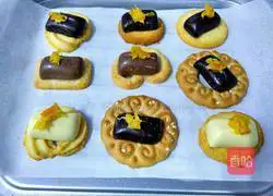 Orange Sweetheart Baked Cookies Illustration 5