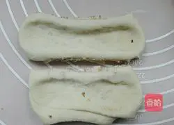 Illustration of how to make walnut flower rolls 11