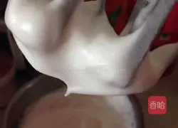 Cream decorated cake 8-inch chiffon cake recipe illustration 6